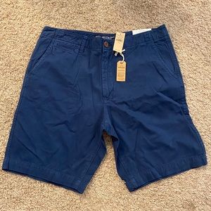 Men’s American Eagle Classic at the Knee Shorts